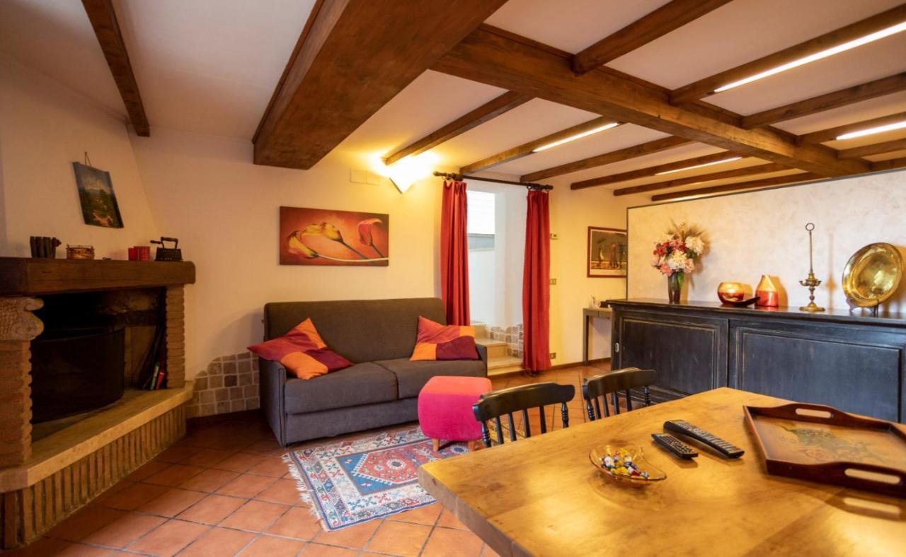Il Giardino Segreto Apartment Carbognano Bagian luar foto