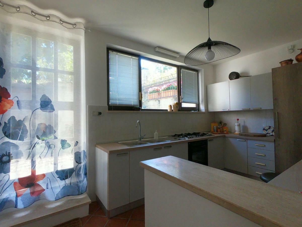 Il Giardino Segreto Apartment Carbognano Bagian luar foto