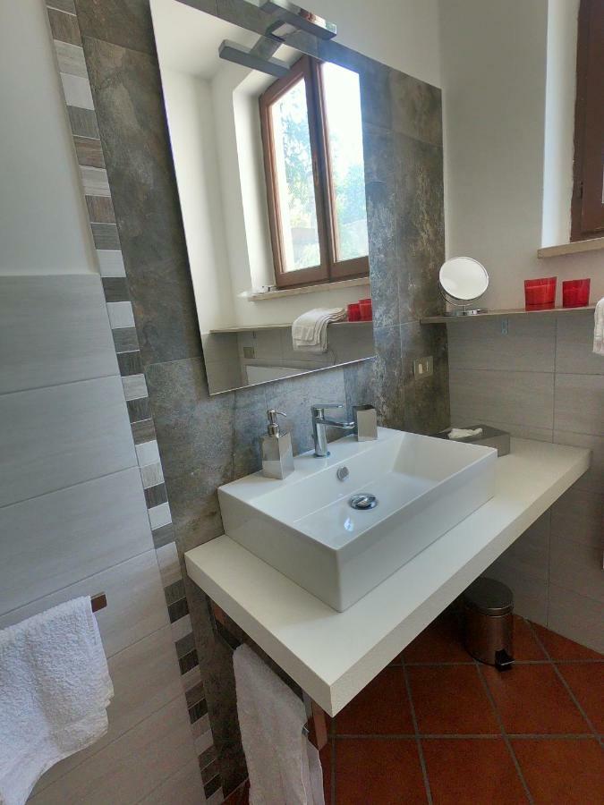 Il Giardino Segreto Apartment Carbognano Bagian luar foto